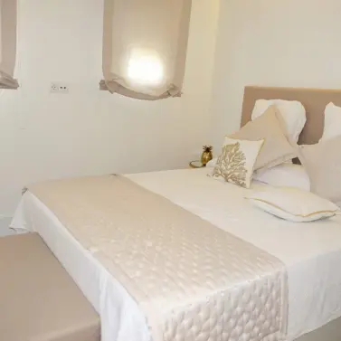 Short-term rent of middle floor apartment in Puerto Banús