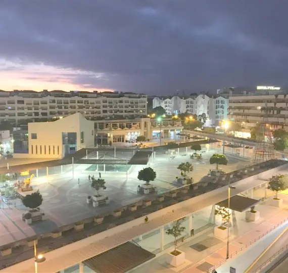 Краткосрочная аренда апартаментов на среднем этаже в Puerto Banús