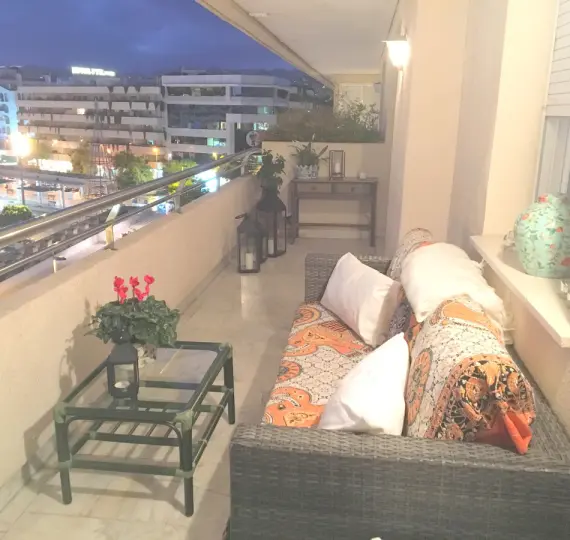 Краткосрочная аренда апартаментов на среднем этаже в Puerto Banús