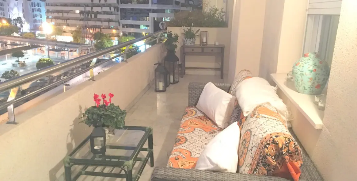 Short-term rent of middle floor apartment in Puerto Banús 3