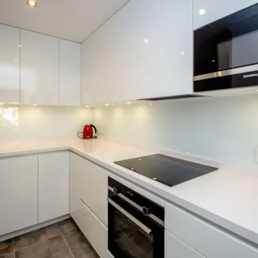 Short-term rent of middle floor apartment in Puerto Banús