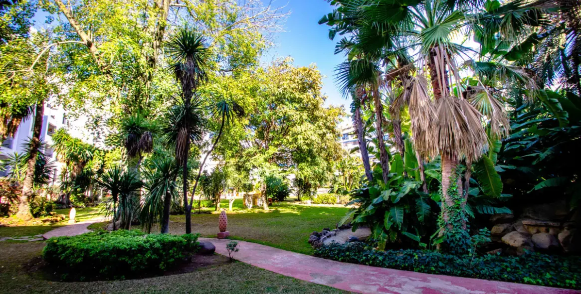Краткосрочная аренда апартаментов на среднем этаже в Puerto Banús 22