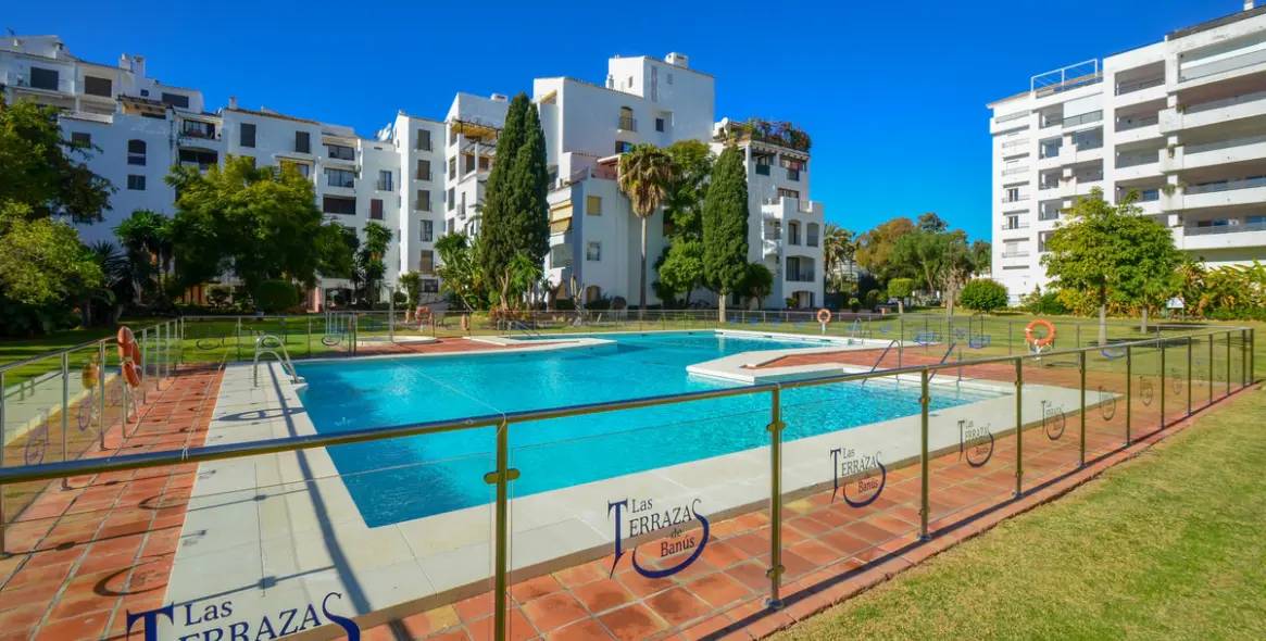 Краткосрочная аренда апартаментов на среднем этаже в Puerto Banús 25