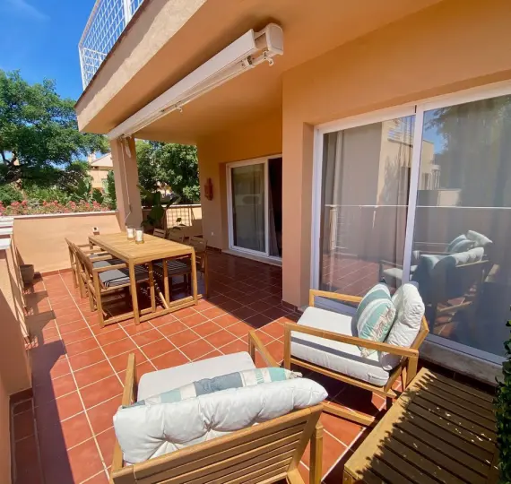 Short-term rent of middle floor apartment in Marbella