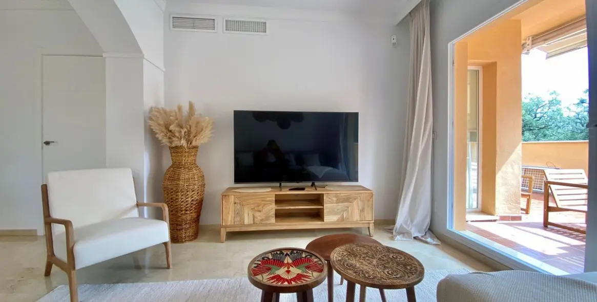 Short-term rent of middle floor apartment in Marbella 15