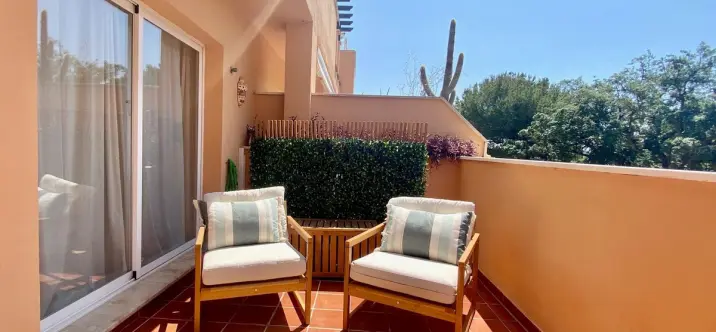 Short-term rent of middle floor apartment in Marbella 4