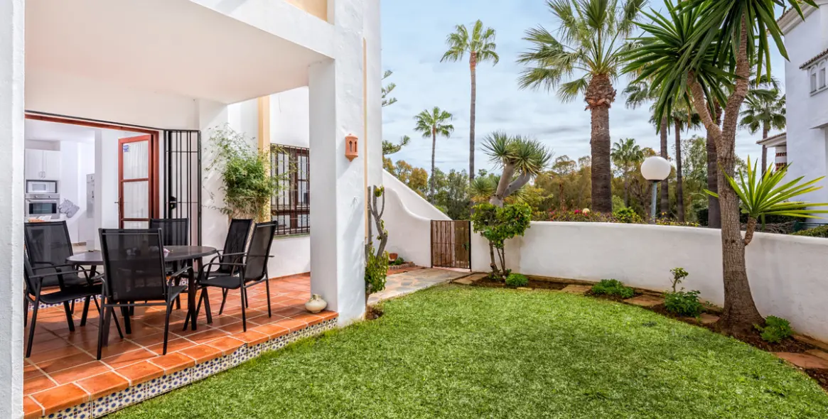 Краткосрочная аренда апартаментов на первом этаже в Calahonda 15