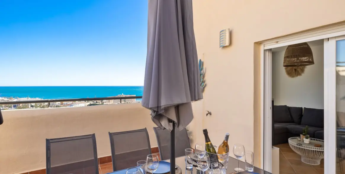 Short-term rent of penthouse in La Cala de Mijas 12