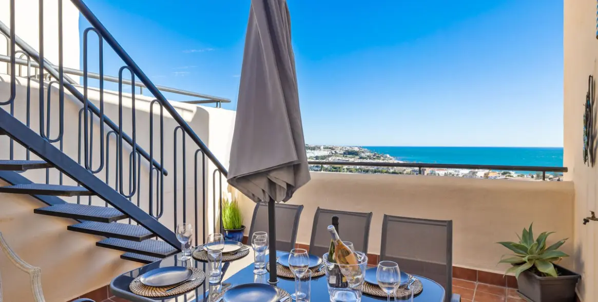 Short-term rent of penthouse in La Cala de Mijas 13