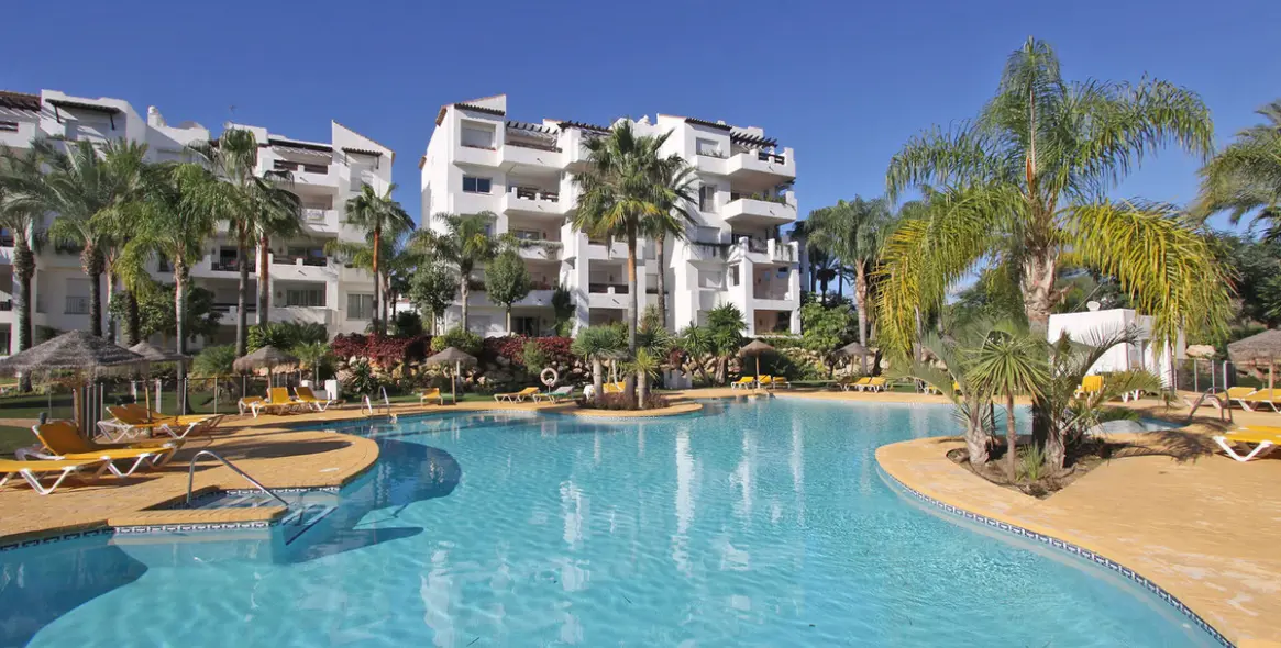 Short-term rent of ground floor apartment in Marbella 4