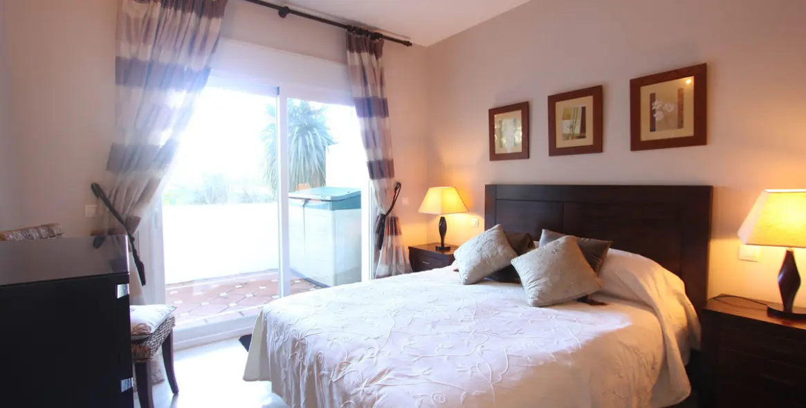 Short-term rent of ground floor apartment in Marbella 18