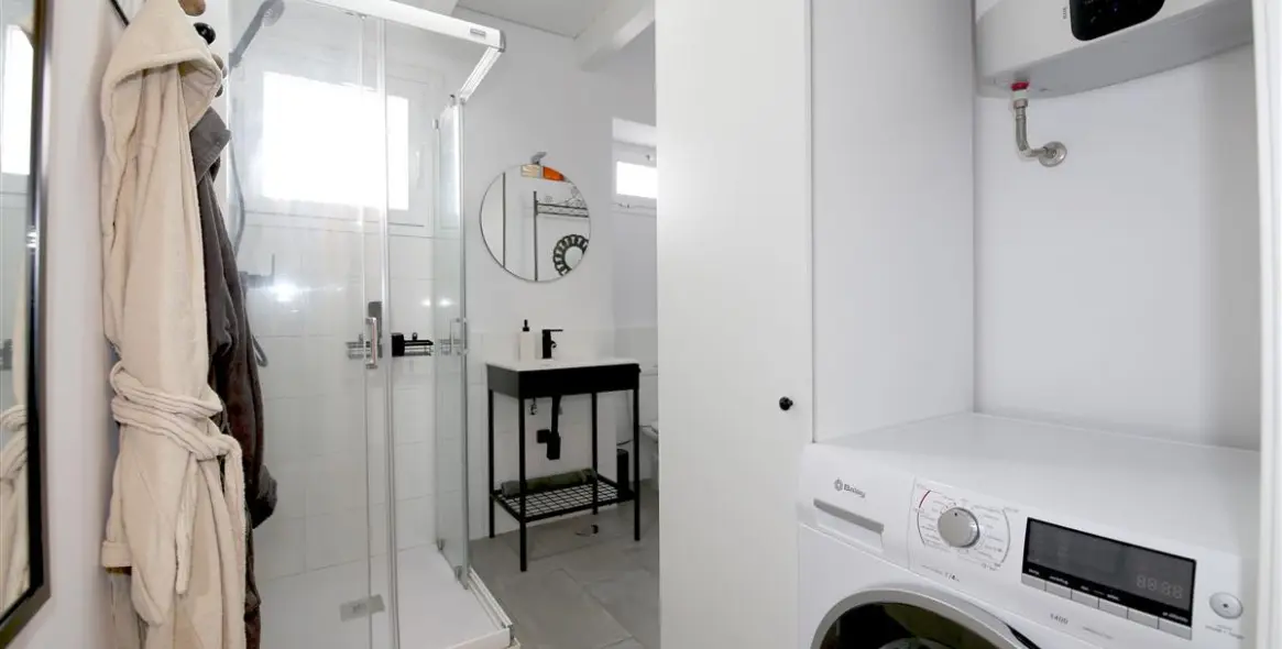 Short-term rent of penthouse in Estepona 13