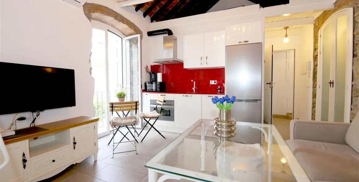 Short-term rent of penthouse in Estepona 16