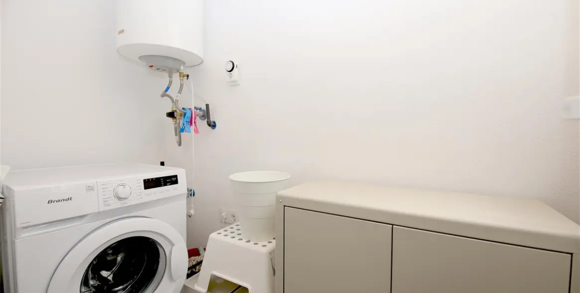 Краткосрочная аренда апартаментов на среднем этаже в Estepona 22