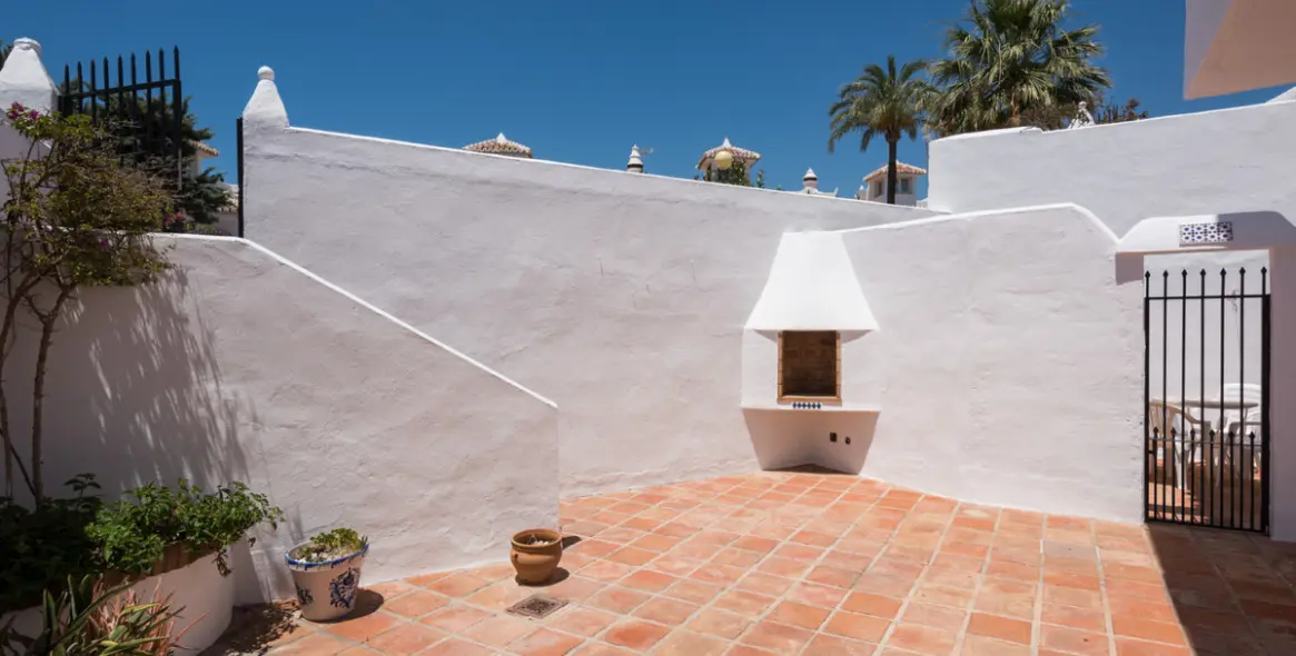 Краткосрочная аренда апартаментов на первом этаже в Calahonda 13