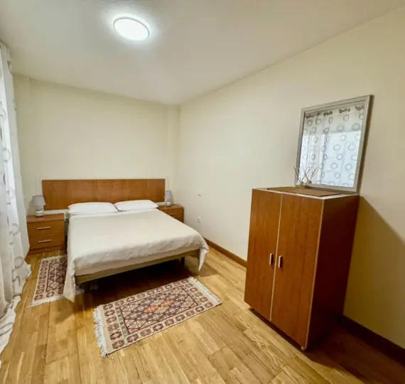 Long-term rent of middle floor apartment in Estepona