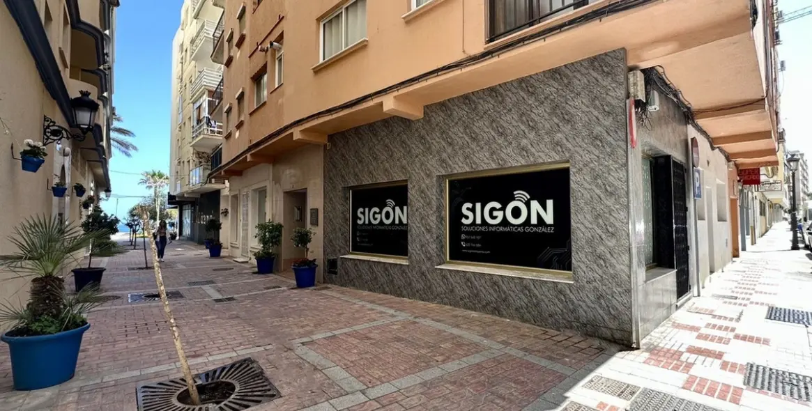 Long-term rent of middle floor apartment in Estepona 12