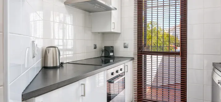 Краткосрочная аренда апартаментов на среднем этаже в Calahonda 4