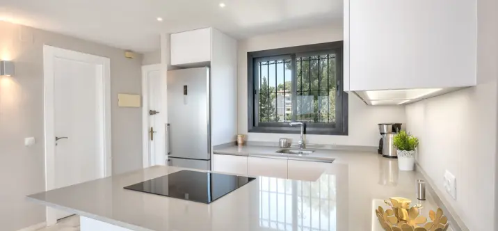 Alquiler a corto plazo de ático en Calahonda 1