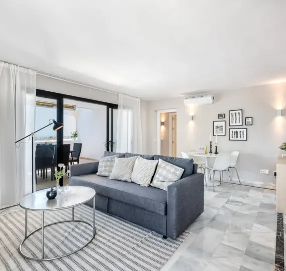 Alquiler a corto plazo de ático en Calahonda