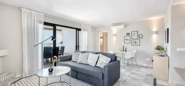 Alquiler a corto plazo de ático en Calahonda 4