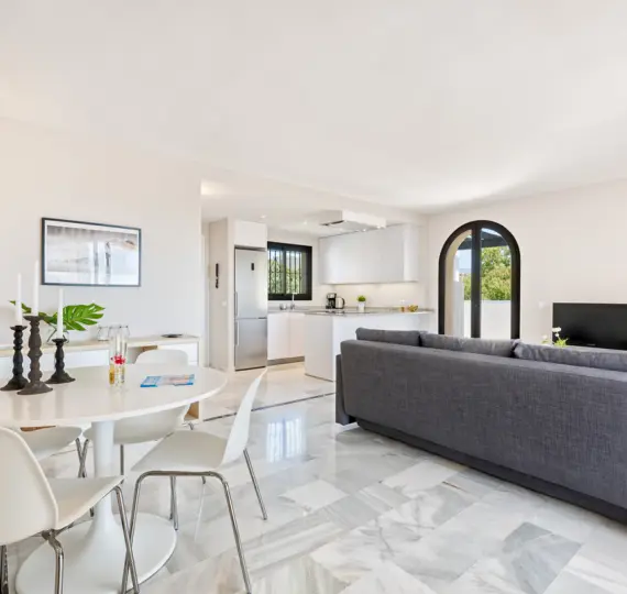 Alquiler a corto plazo de ático en Calahonda