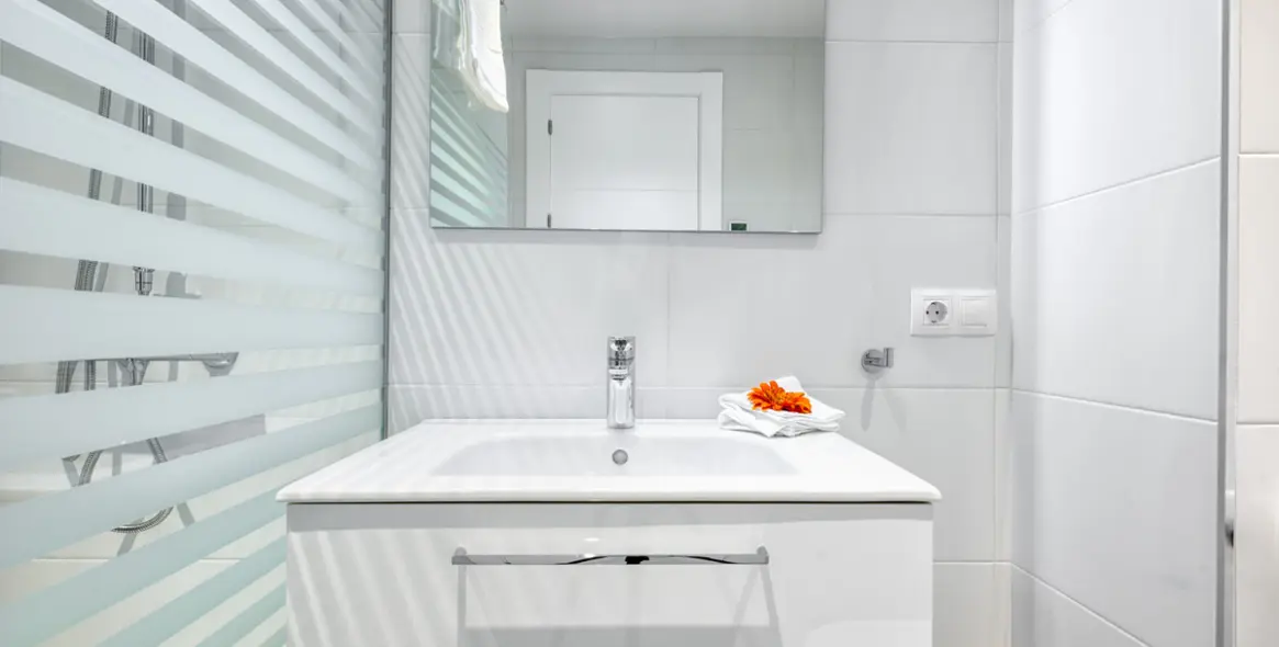 Short-term rent of penthouse in Calahonda 18