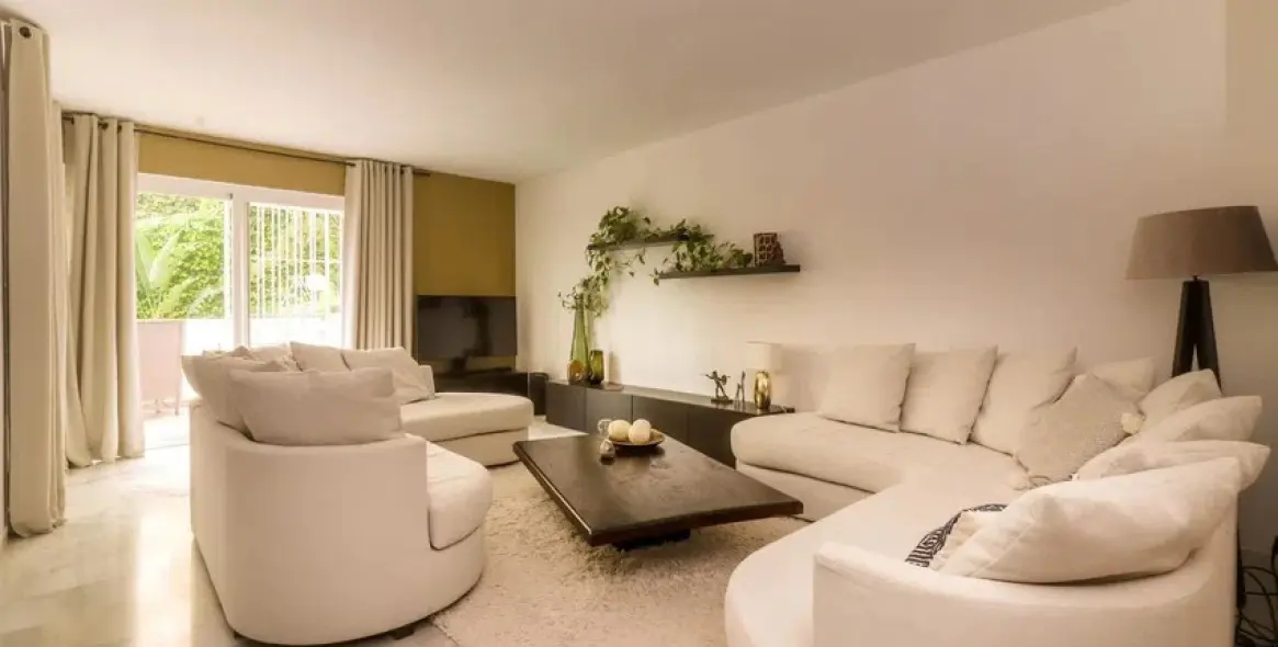 Short-term rent of ground floor apartment in Nueva Andalucía 1