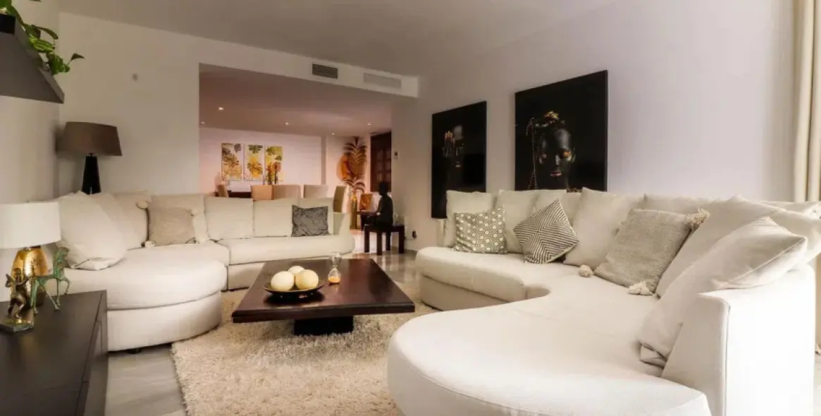 Short-term rent of ground floor apartment in Nueva Andalucía 9