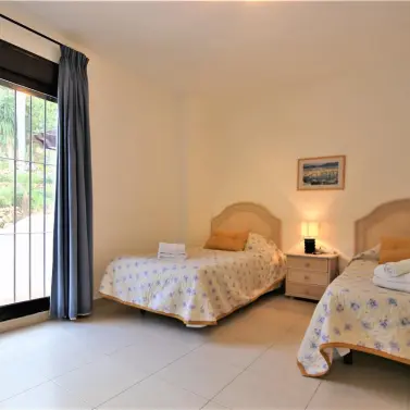 Short-term rent of ground floor apartment in Marbella