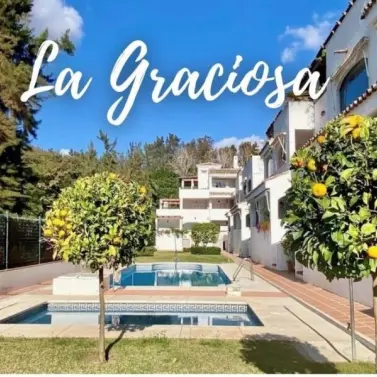 Short-term rent of middle floor apartment in Elviria