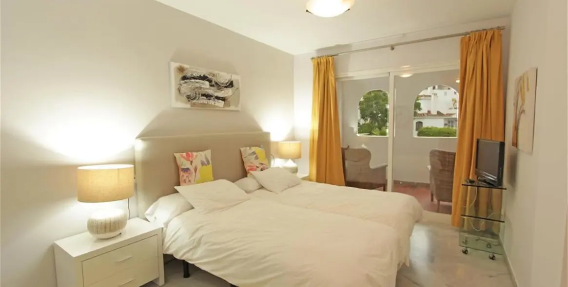 Краткосрочная аренда апартаментов на среднем этаже в Elviria 14