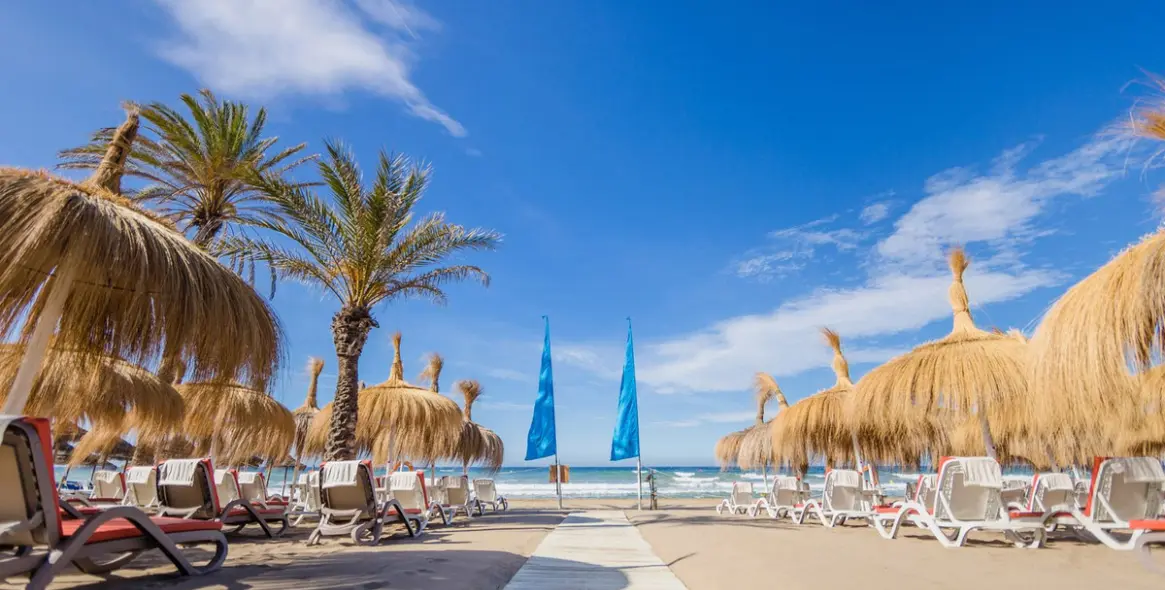 Краткосрочная аренда апартаментов на среднем этаже в Elviria 28