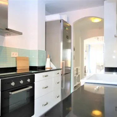 Short-term rent of middle floor apartment in Estepona