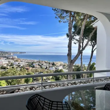Short-term rent of middle floor apartment in Riviera del Sol