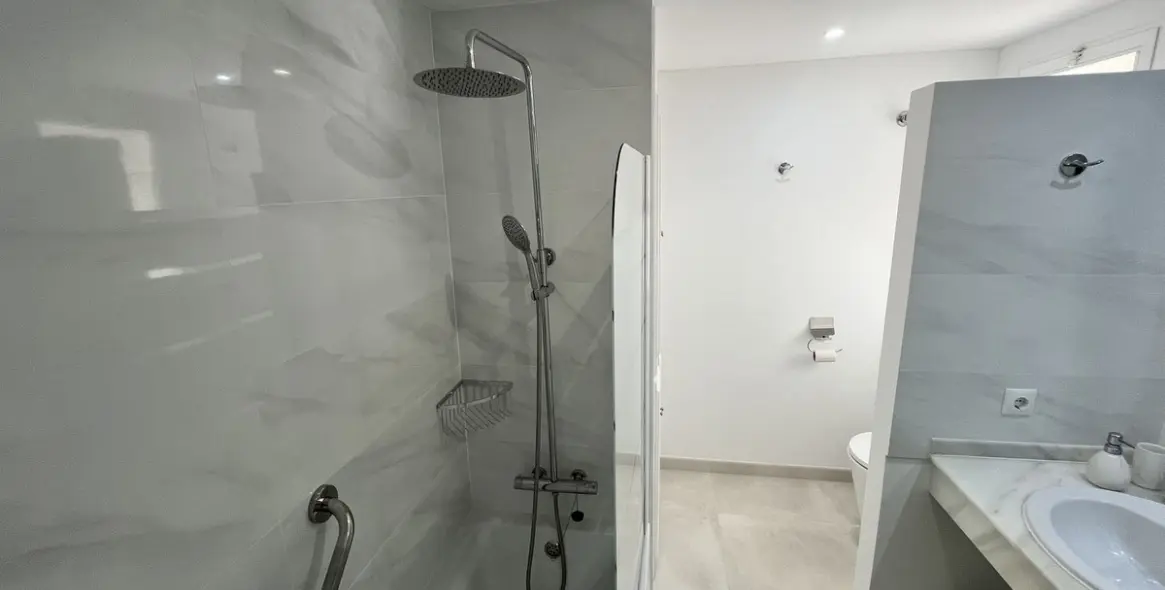 Short-term rent of middle floor apartment in Riviera del Sol 17