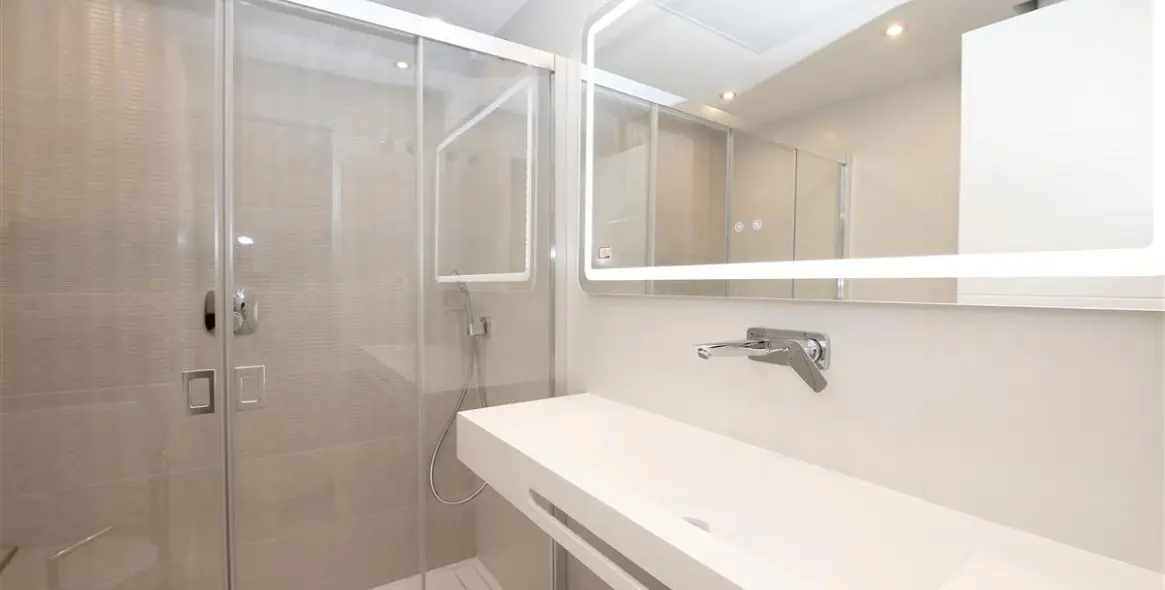 Short-term rent of ground floor apartment in Estepona 8