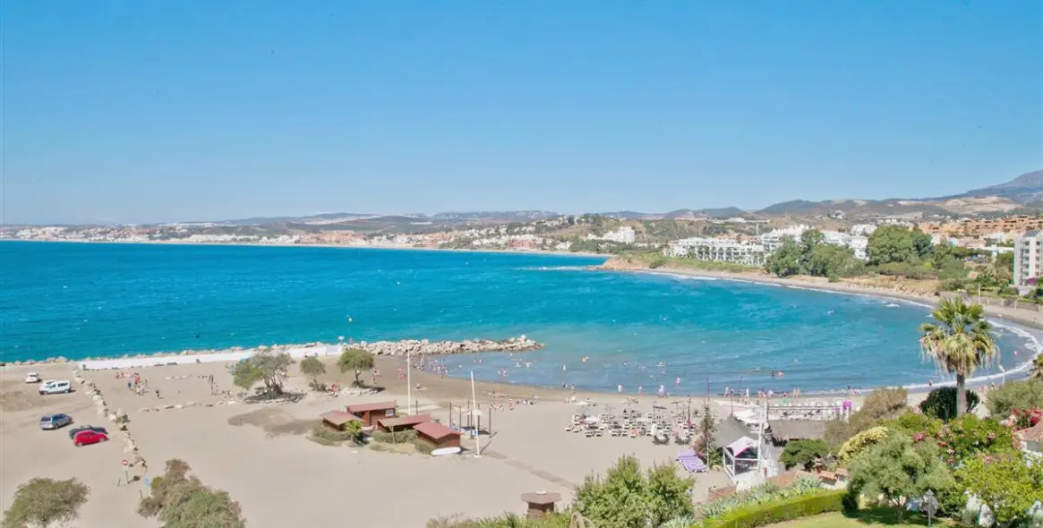 Short-term rent of ground floor apartment in Estepona 23