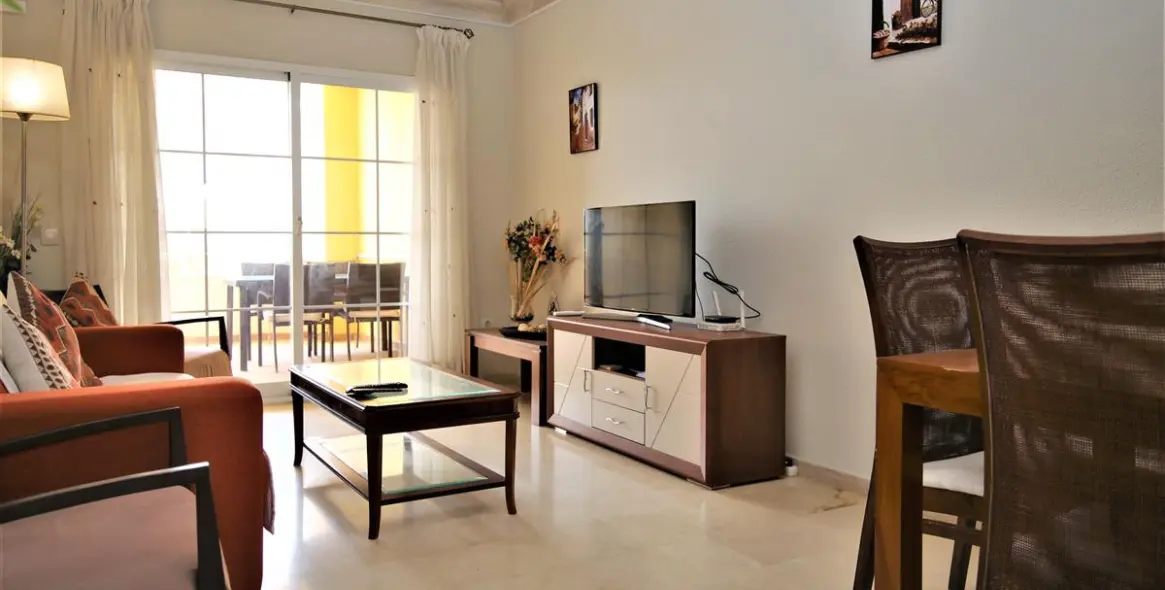 Short-term rent of ground floor apartment in Estepona 6