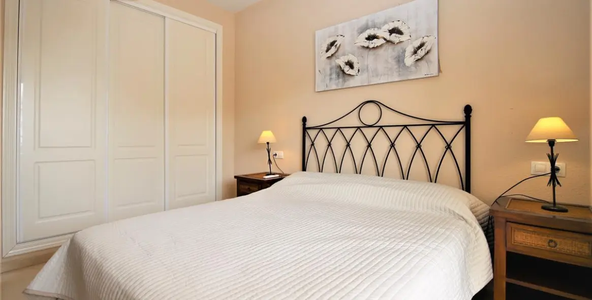 Short-term rent of ground floor apartment in Estepona 18