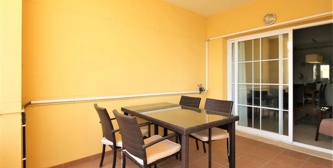 Short-term rent of ground floor apartment in Estepona 21