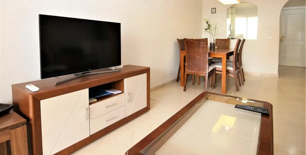 Alquiler a corto plazo de apartamento en planta baja en Estepona 11