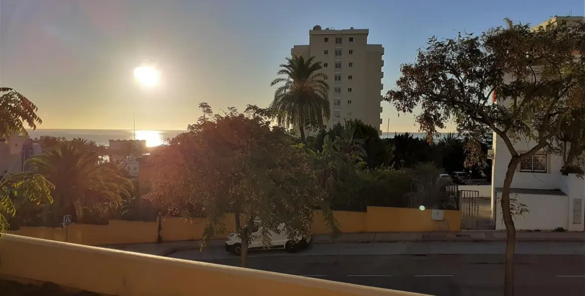 Alquiler a corto plazo de apartamento en planta baja en Estepona 13