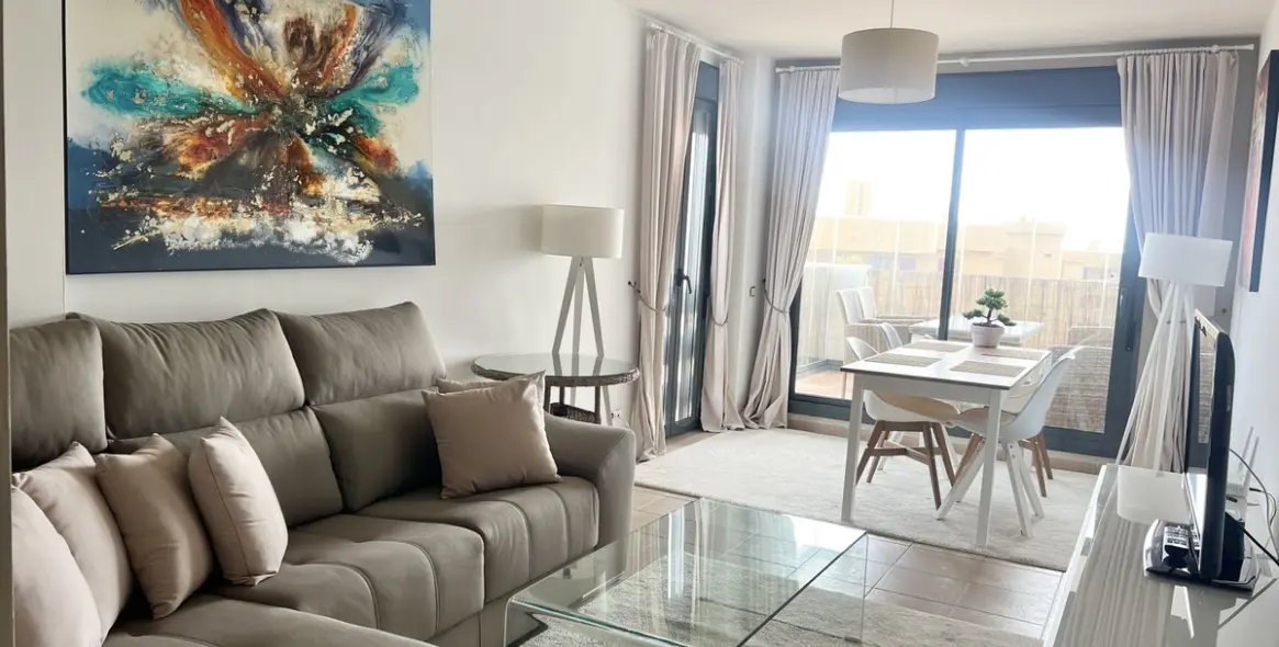 Short-term rent of middle floor apartment in La Cala de Mijas 2