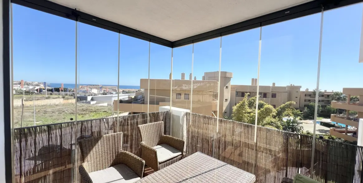 Short-term rent of middle floor apartment in La Cala de Mijas 4