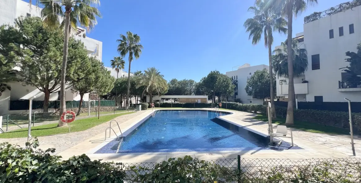 Краткосрочная аренда апартаментов на среднем этаже в La Cala de Mijas 13