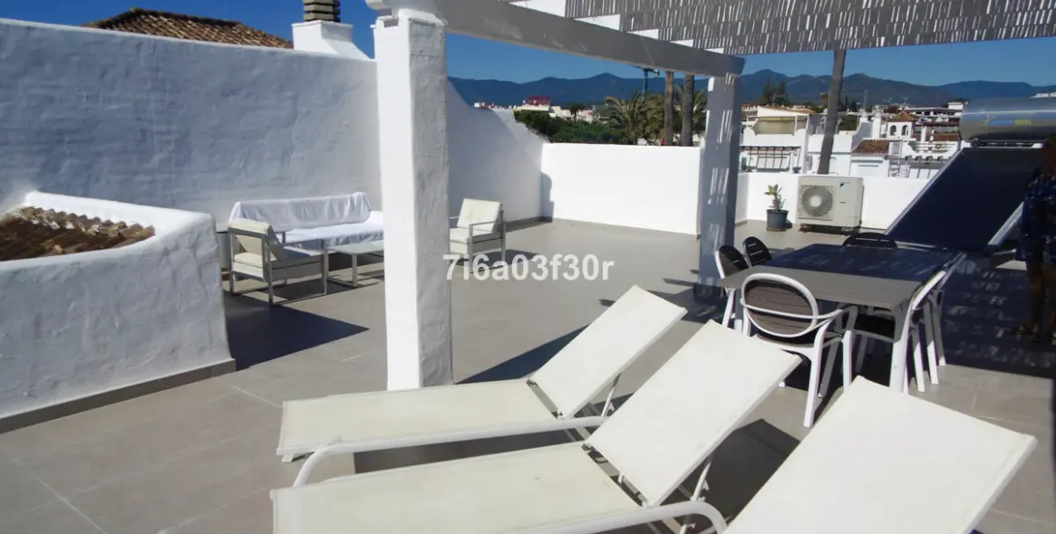 Short-term rent of penthouse in Costalita 1