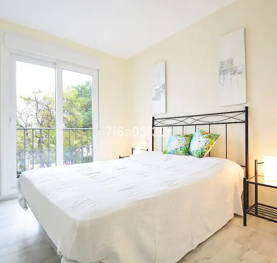 Short-term rent of penthouse in Costalita