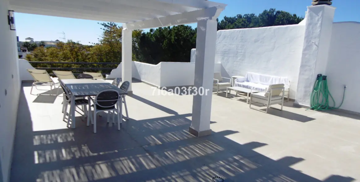Short-term rent of penthouse in Costalita 16