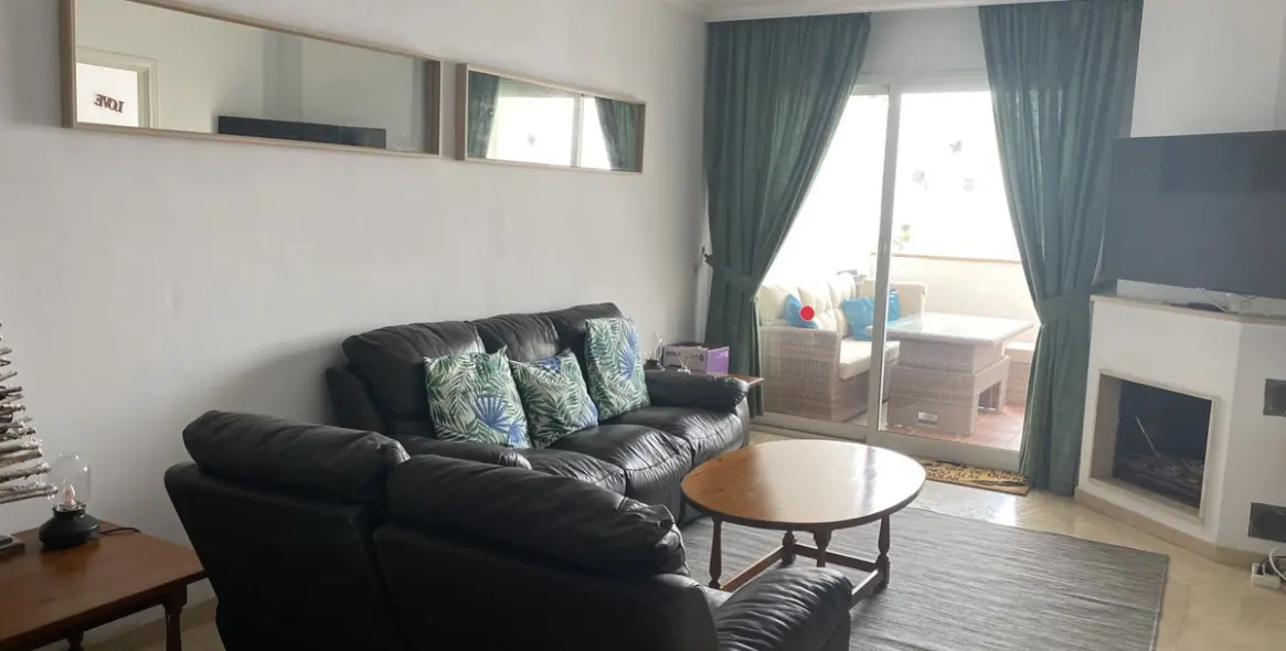 Short-term rent of middle floor apartment in Carib Playa 2